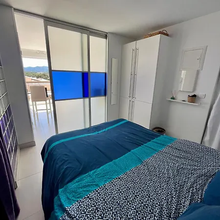 Moderne Avec Vue A Apartmán *